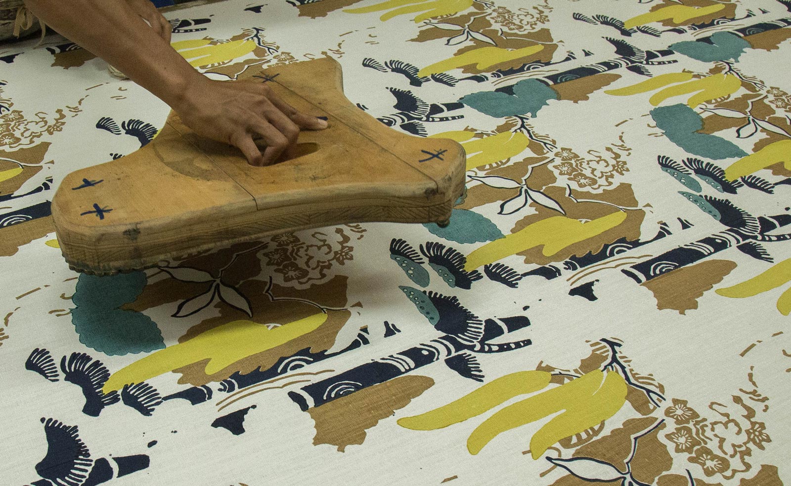 Clarence House Spring 2021 Collection - Akasaka wood block print fabric